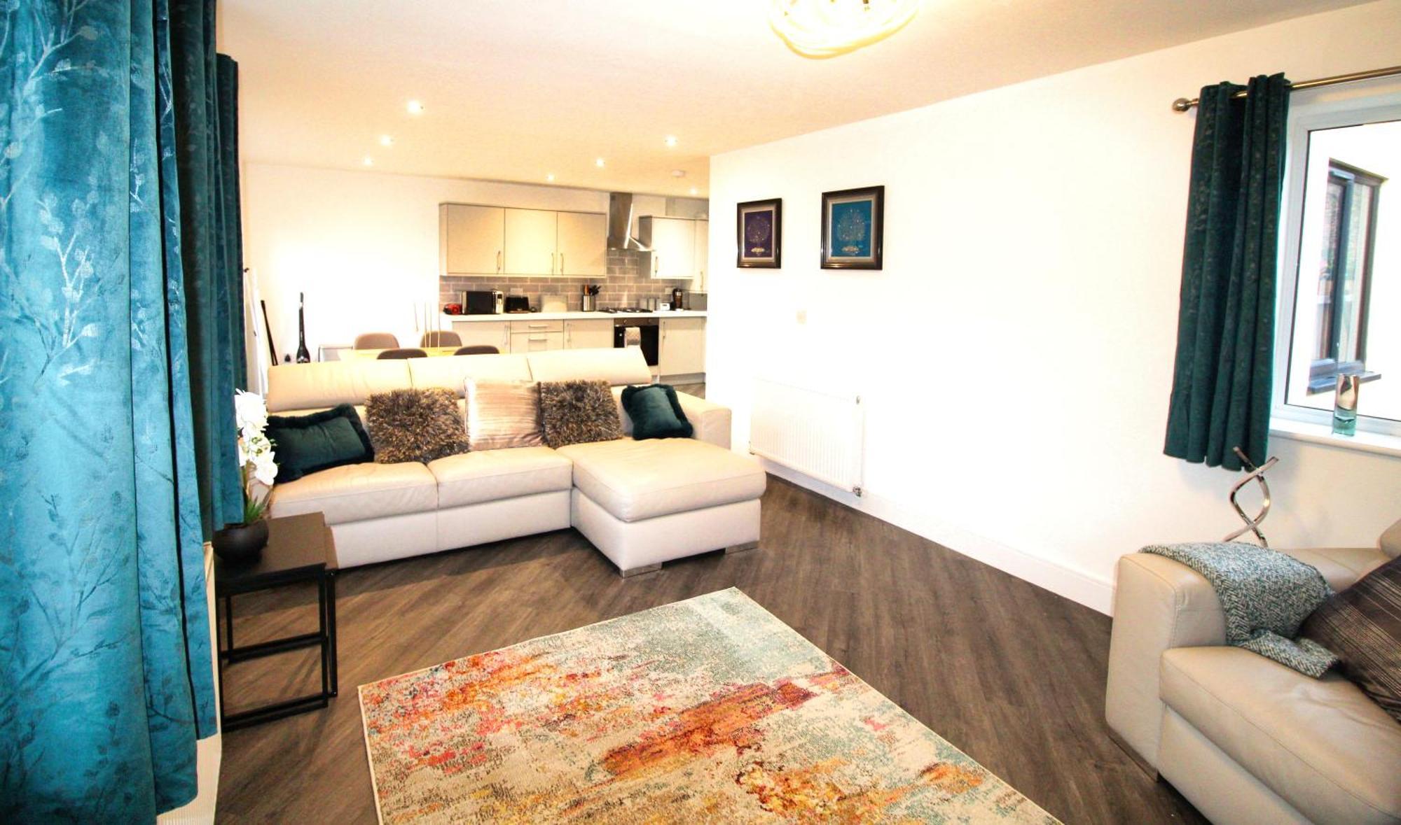 Rotherham - Rawmarsh - Great Customer Feedback - 2 Bed Bungalow - New Build - High End Furnishings - Wheel Chair Accessible - Large Enclosed Garden - Dog Friendly Dış mekan fotoğraf